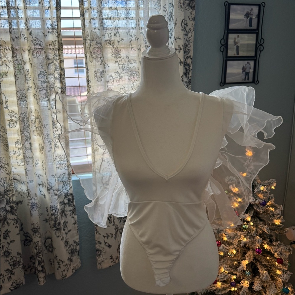 Princess Polly White Ruffle Sleeve Bodysuit